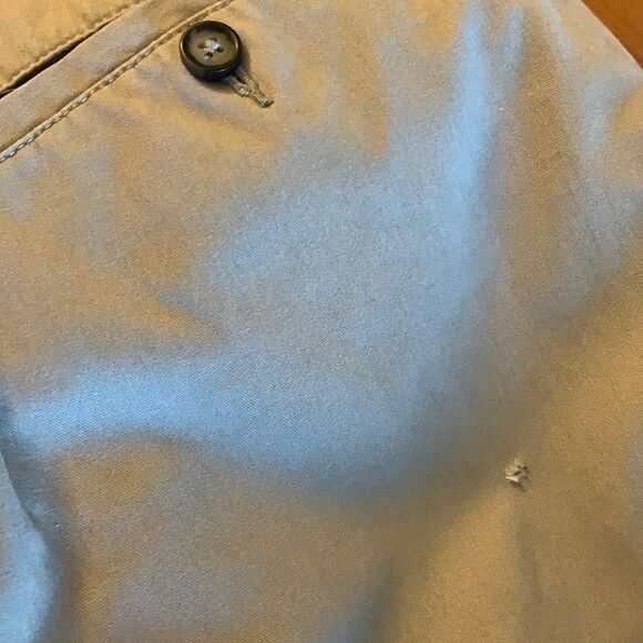 Size 40 x 32 croft and barrow khakis - Picture 6 of 6